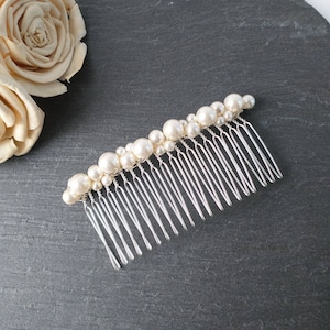 White pearl hair comb, quality pearl comb, pearl hair piece, bridal hair comb, boho bridal comb, silver comb, wedding veil comb