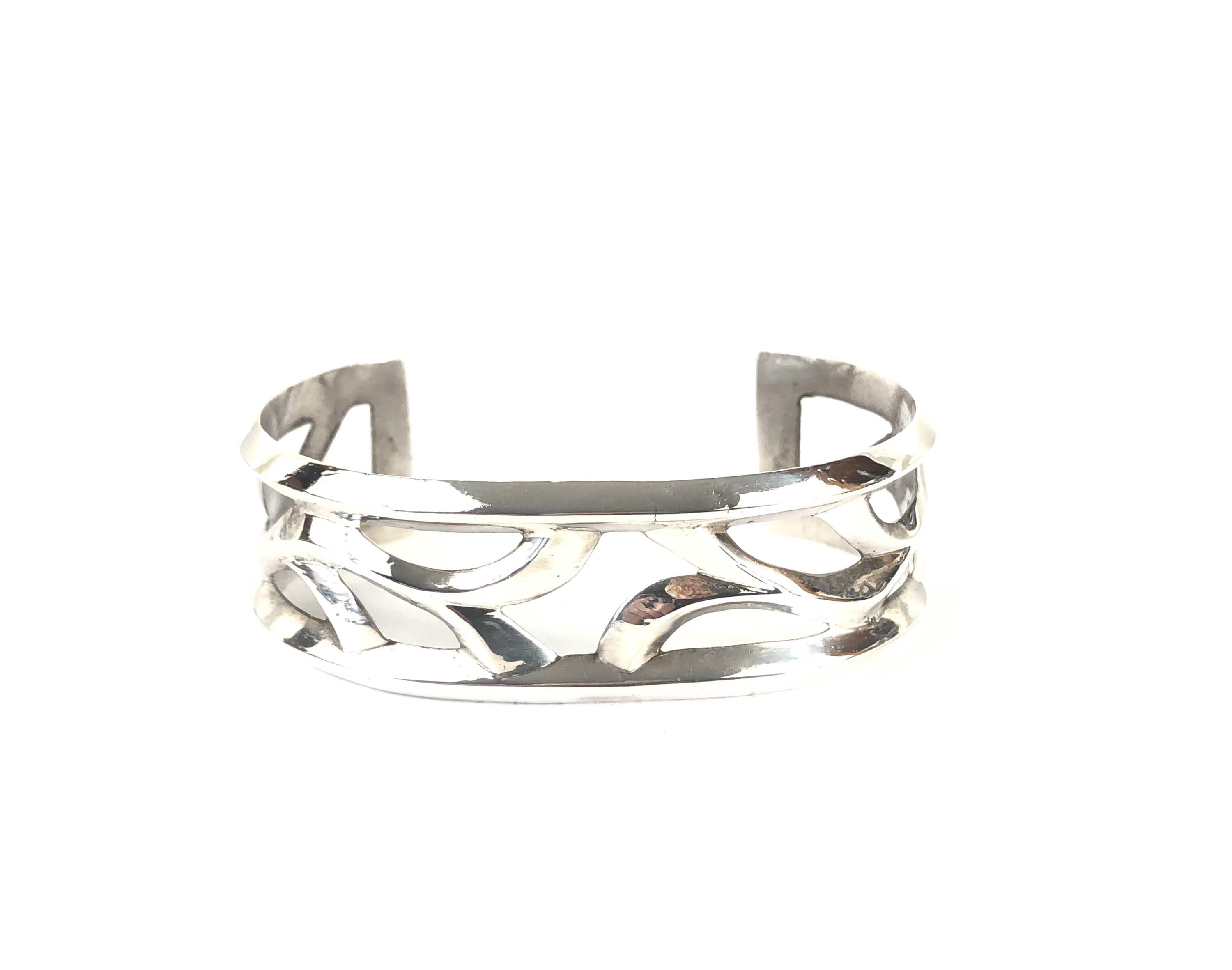 Sandcast bracelet - Etsy 日本