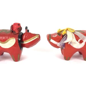 Japanische rote Kuh AKABEKO Pappmaché Glücksbringer Vintage Folk Spielzeug Wackelkopf Ornament handgefertigte Pappmache Sammlerstück