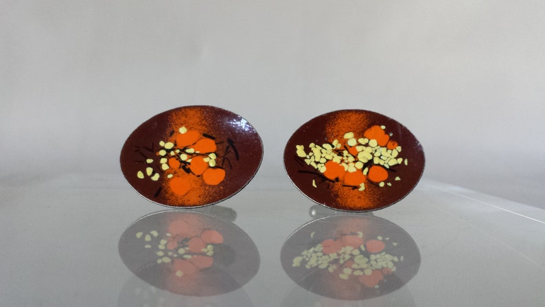 Mid Century Modernist Bold Design Enamel Cuff Link Pair