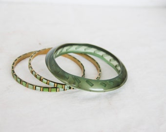 Vintage green bracelets, one, resin plastic bangle and two thin, brass and mother of pearl bangles, stacking boho bangles in pearly green