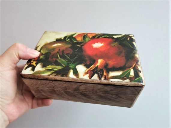 Festive wooden box with pomegranates decoupage, vintage wooden gift box for jewlery, etc. with pomegranates branch on the cover