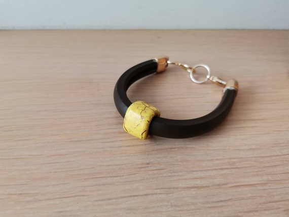 Vintage rubber bangle, brown rubber band bangle with yellow ceramic bead, minimalist modern bangle, late nineties