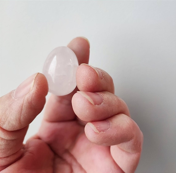 Pink quartz egg figurine, vintage, collectible egg of pink quartz, gem stone, Brazilian pink quartz from the eighties