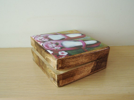 Vintage wooden box with pink shoes decoupage, square wooden, jewelry box, pink shoes with white flowers, decoupage box, early nineties