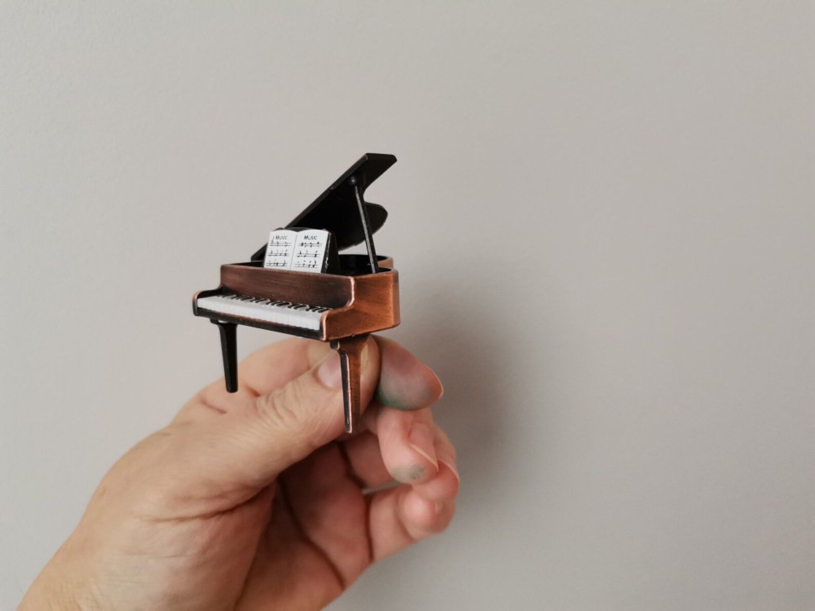 Piano Pencil Sharpener Vintage Pencil Sharpener Piano Figure Etsy