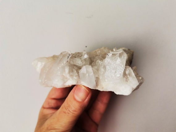 Small quartz cluster, rock crystal cluster with quatz points, unique, Brazilian quartz specimen, early eighties