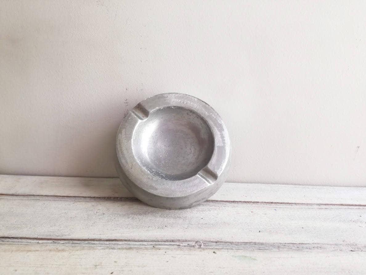 Vintage metal ashtray, vintage aluminum ashtray, silver round, retro