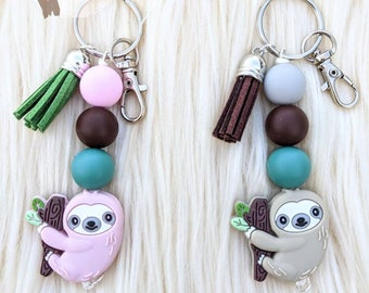 Beaded sloth keychain, beaded keychain animal, beaded keychain silicone, beaded keychain for women