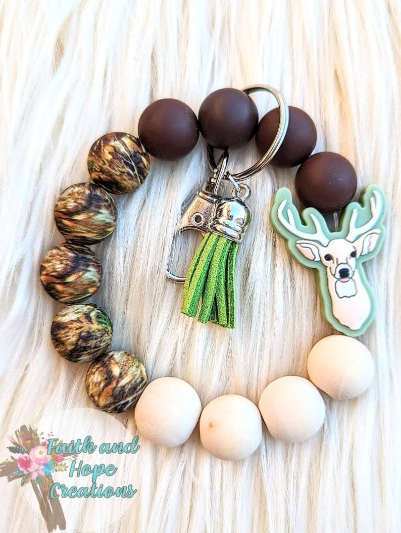 Beaded Camo Deer Hunting Keychain Bracelet Keychain Wristlet Etsy