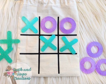 Tic tac toe game in burlap drawstring bag