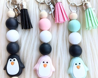 Beaded penguin keychain, beaded keychain animal, beaded keychain silicone, beaded keychain for women