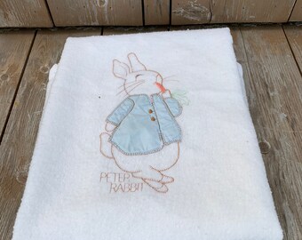 Peter Rabbit Quiltex Baby Blanket Acrylic White Vintage Beatrix Potter Throw Small Theme Room Unisex Bunny Garden Storybook