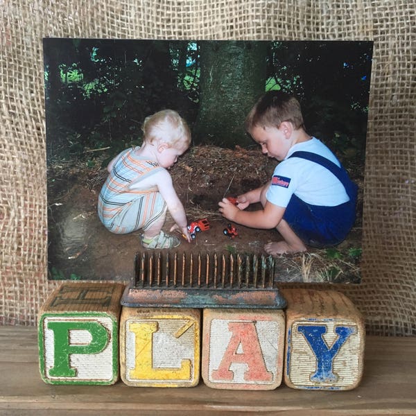 Play Toy Wood Blocks Word Letters Vintage Alphabet Set Wooden Block Letter Kids Nursery Home  Photo Display Red Blue Green Yellow Boy Girl