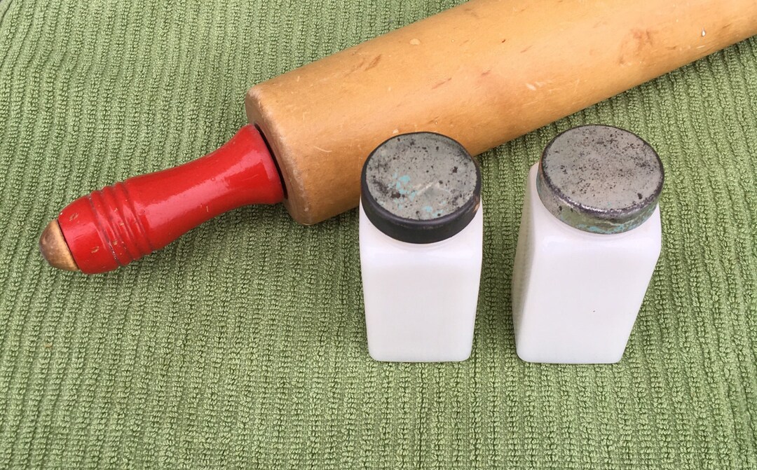 Milk Glass Spice Jars Bottles Shakers Set Jar White Cap Lid Shabby Griffiths Replacement Spices