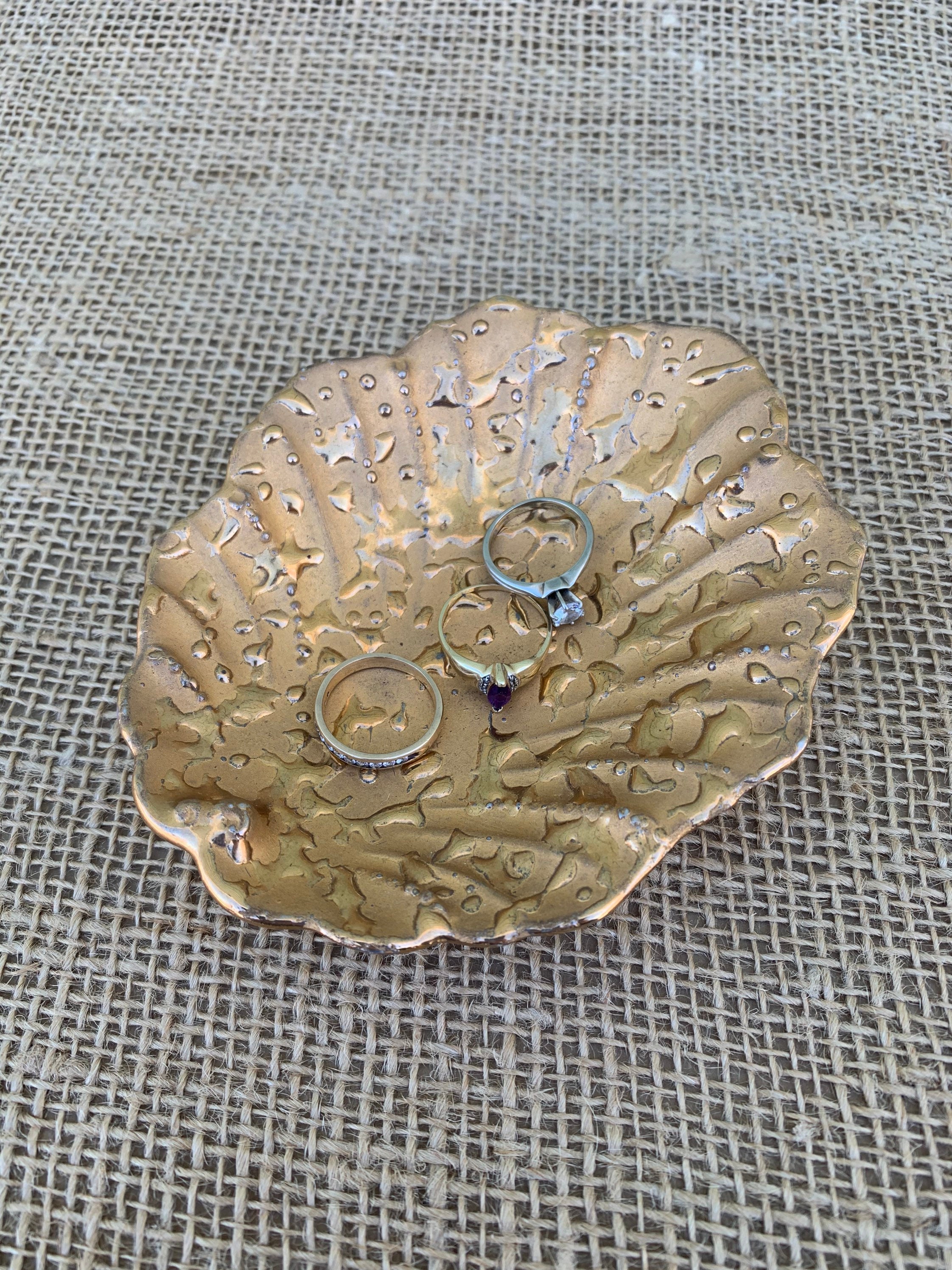 Weeping Bright Gold Dish China Mid Century 22k Gold USA Hand Weeping Bright Gold Dish China Mid Century 22k Gold USA Hand