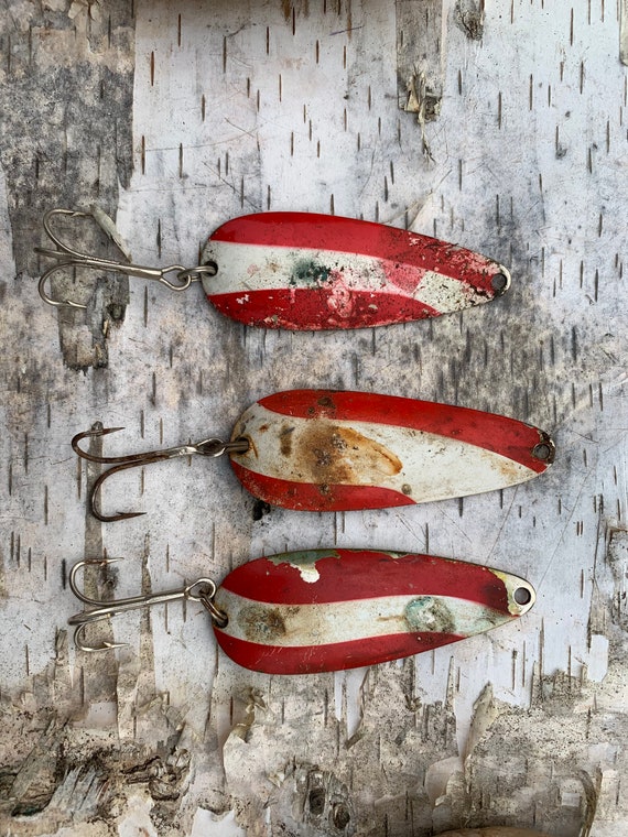 Red White Lure Fishing Set Daredevil Spoon Lot Fish Old Antique Vintage  Cabin Metal Flash Bait Aqua Pike USA S Minneapolis MN 