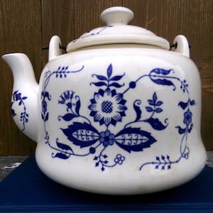Blue and White Teapot Vintage Old Kitchen Willow Ceramic Shabby Wire Handle Vented Country Granny Tea Pot Porcelain Folk Art Country Home