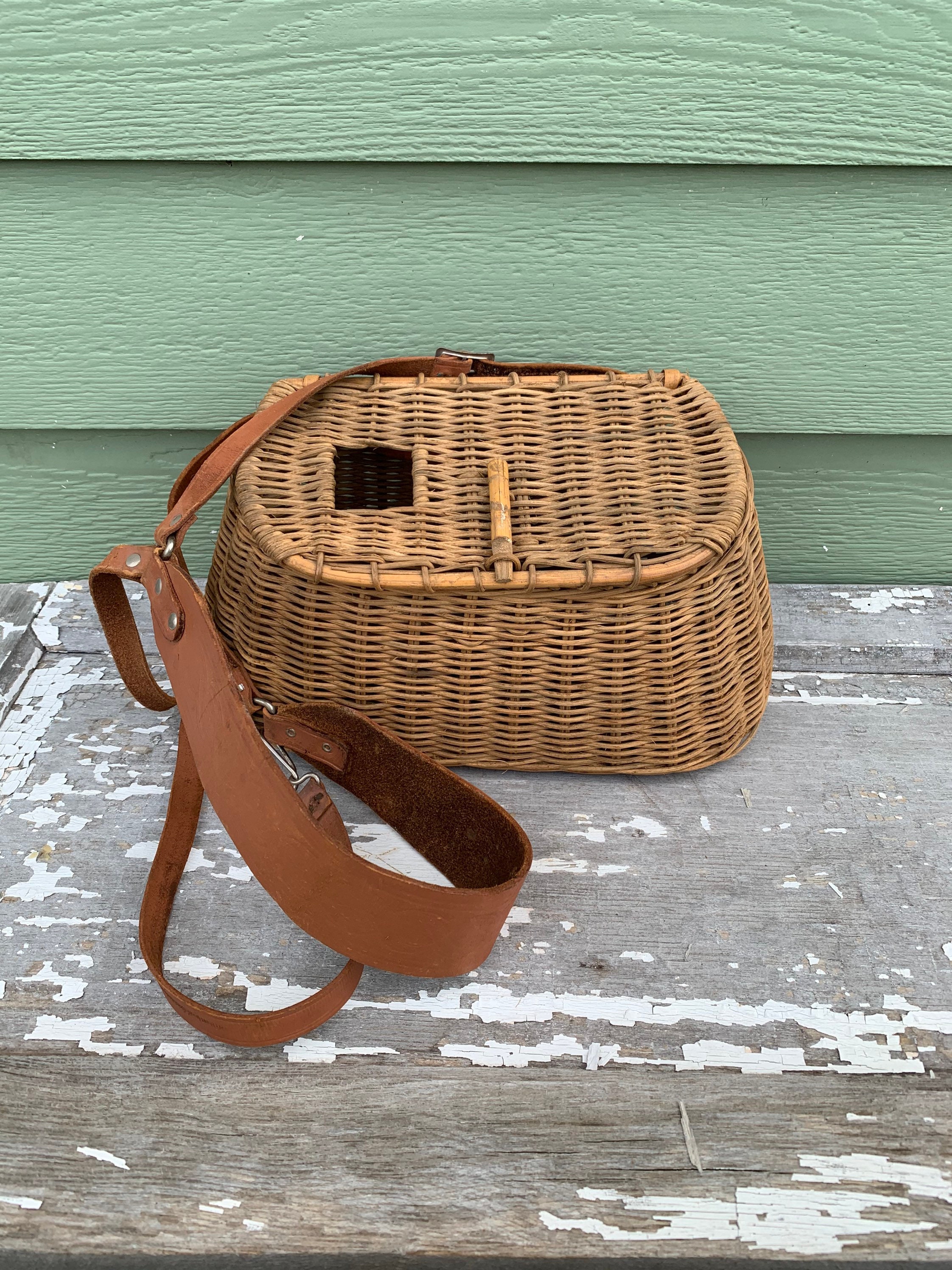 Vintage LL Bean Wicker & Leather Fishing Creel Basket w/Strap