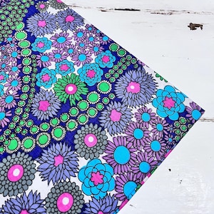 Kreenholm Vintage Flower Fabric Vintage Purple pink Blue Green Flower Fabric Printed Cotton Retro Fabric 120 x 242 cm (47&quot; x 95&quot;)