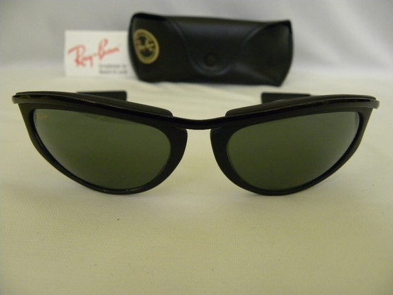 New Vintage B&L Ray Ban Olympian V Black Oval W19… - image 1