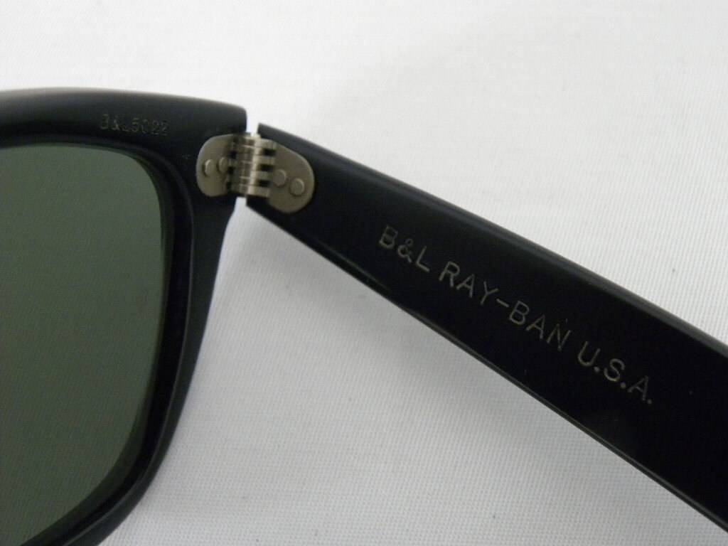 New Vintage B&L Ray Ban Wayfarer Matte Black G-15 50mm Sunglasses