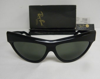 New Vintage B&L Ray Ban Onyx Black W0807  Cat Eye  Sunglasses NOS