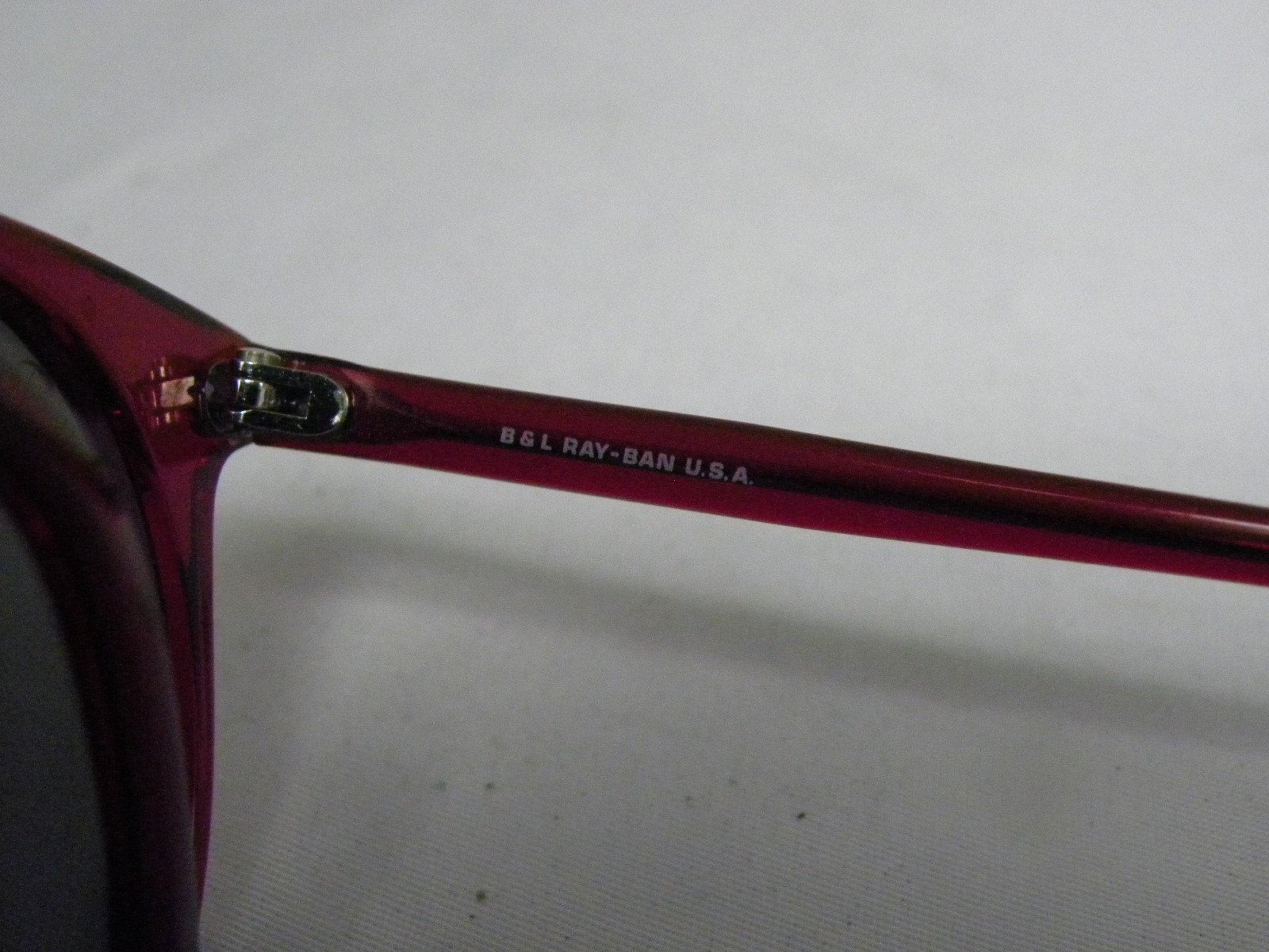 New Vintage B&L Ray Ban Traditionals Style C Red Crystal W0666