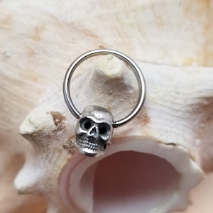 Skull Captive Bead Ring Bead Charm