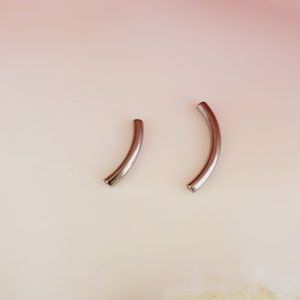 14G Threadless titanium curved barbell