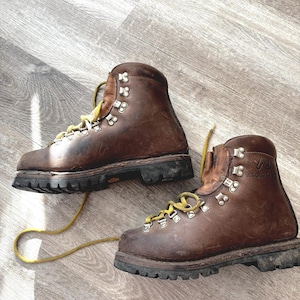 Chaussures De Montagne Vintage Saint Moritz Faites Main – Rares, Collection – Occasion