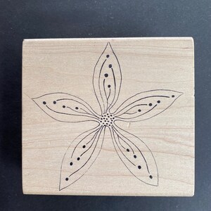 Large Flower wood stamp by Stamps ‘N Stuff for card making, scrapbooking, journaling, collage, mixed media