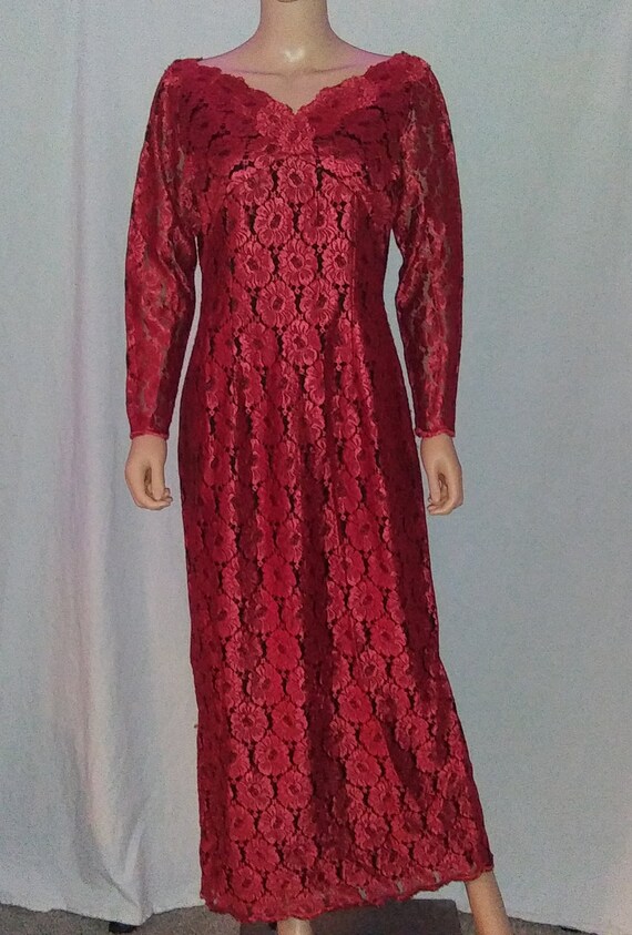 Vintage 50s 60s L XL Red Lace Overlay Sheath Glam… - image 2