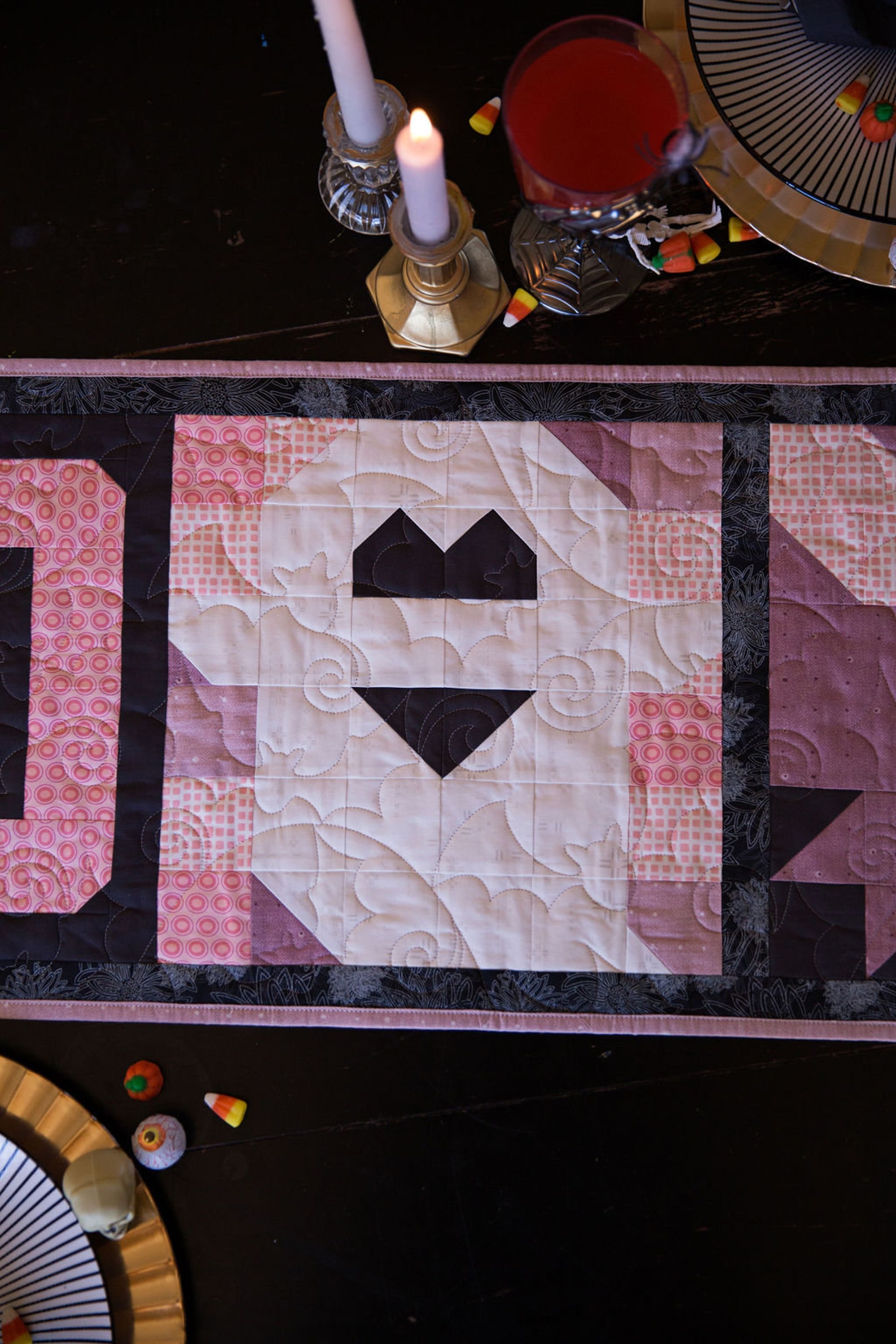 Boo Halloween in Pink Table Runner Quilt Kit Fabric Pattern Binding ...
