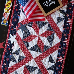 Sparklers PDF Digital Patriotic Table Runner or Wallhanging Pattern ...