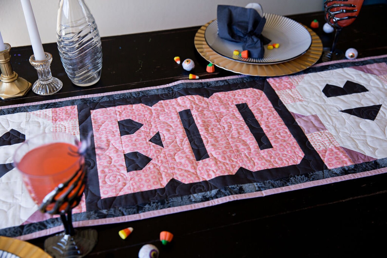 Boo Halloween in Pink Table Runner Quilt Kit Fabric Pattern Binding ...