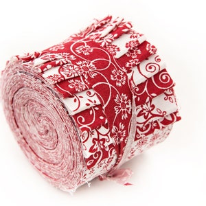 New 2.5 inch Red & White Basics Jelly Roll 100% cotton fabric quilting  16 strips