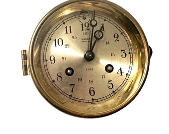 Royal Marine - Clock in brass porthole - Brass, Wood - Catawiki