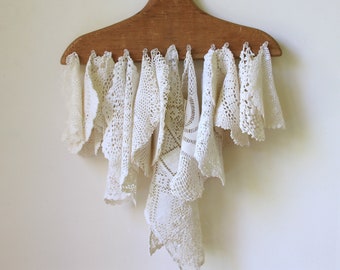 Vintage lace doilies - 12 x cream lace doilies - collection of doilies - cotton table linen - bohemian wedding decor - various sizes