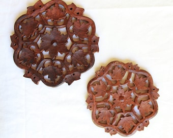 Vintage wooden trivet - 2 x carved wood trivets - carved table protectors - boho bohemian decor - Made in India