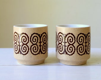 Vintage ceramic mugs - set of 2 coffee cups - speckle pinky beige - brown swirl graphic - 1980s kitchenware - tableware table decor - 225ml