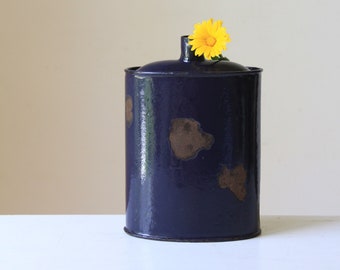 Vintage enamel bottle - 1 x blue enamel flask - kidney shaped whisky bottle - old enamelware - unique flower vase - gentleman's gift