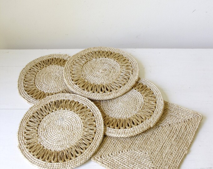 Vintage Straw Placemats/ Set of Cane Trivets/ Small Retro Table Mats