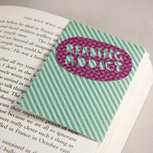 Segnalibro angolo per la lettura tossicodipendenti / Verde e viola glitter design carta decorativa / Accessori per la lettura del libro / regalo Super estate!
