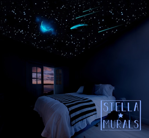 Glow In The Dark Star Ceiling Moon Comet And Shooting Stars Glow In The Dark Decals And Star Stickers White