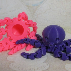 3D Printed Octopus Articulated Pink Octopus Toy image 6