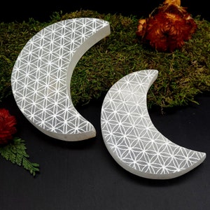 Selenite Charging Plate - Moon (Flower of Life)