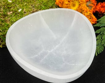 Selenite Rounded Triangle Bowl