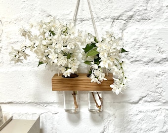 Wall vase, summery wall deco, small hanging oak vase, country house style, vase for dried flowers, propagation station, flower arrangement