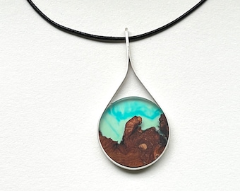 Necklace with pendant made of wood and resin with 925 silver, wooden necklace, silver necklace, simple round shape